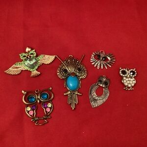 Owls pendants lot